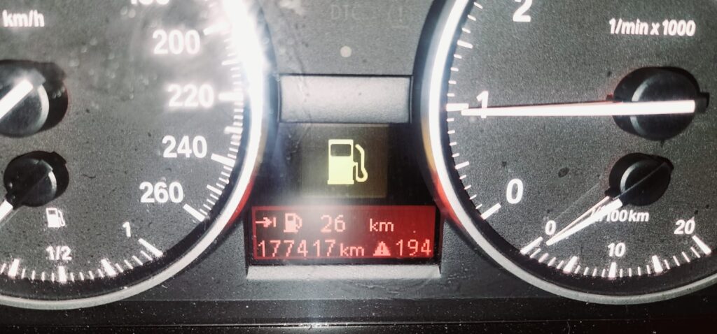 2009 BMW 320i E46